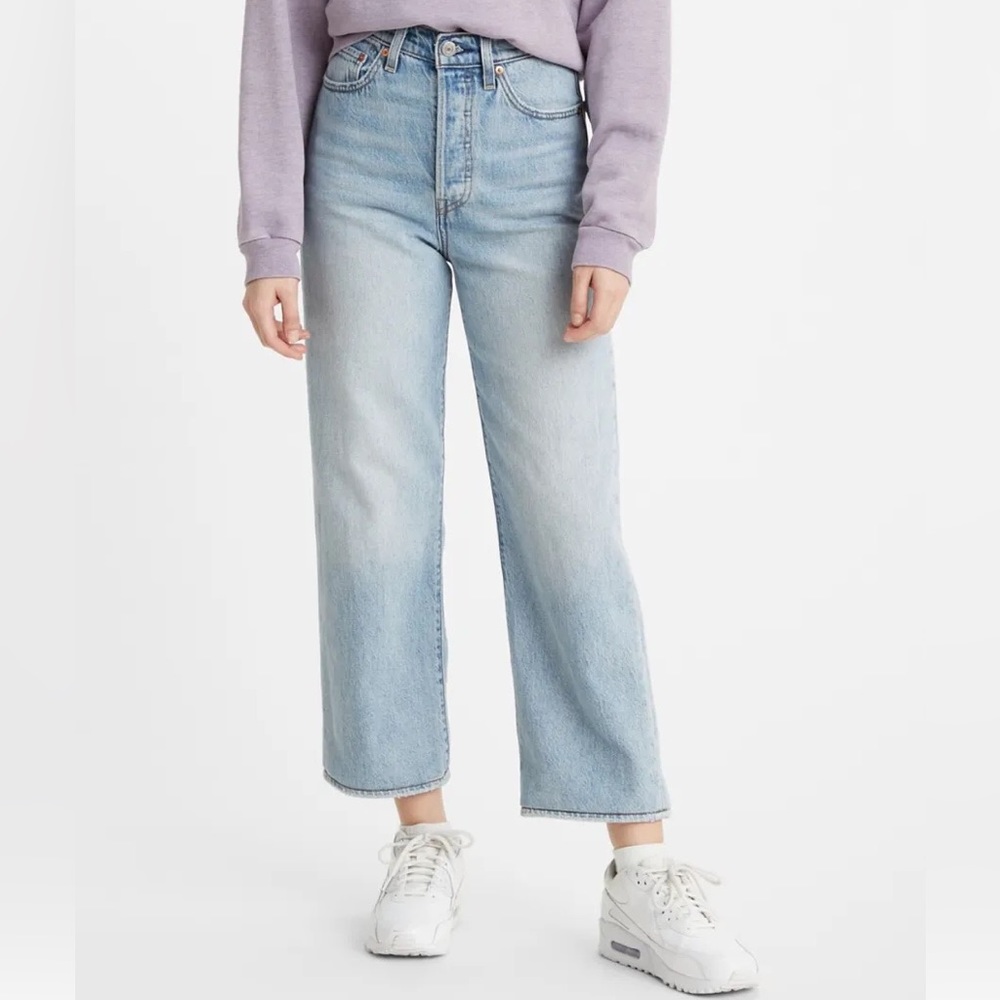 Levi’s Ribcage Straight Ankle Jeans
